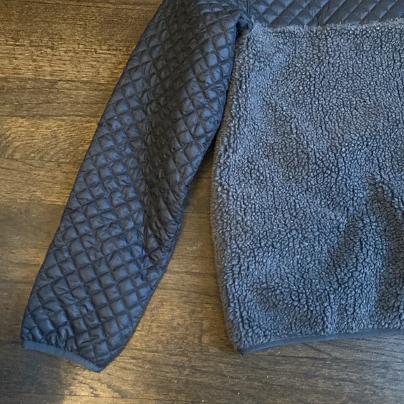 Rare Women’s Mixed Snap T Pullover - Picture 8 of 8